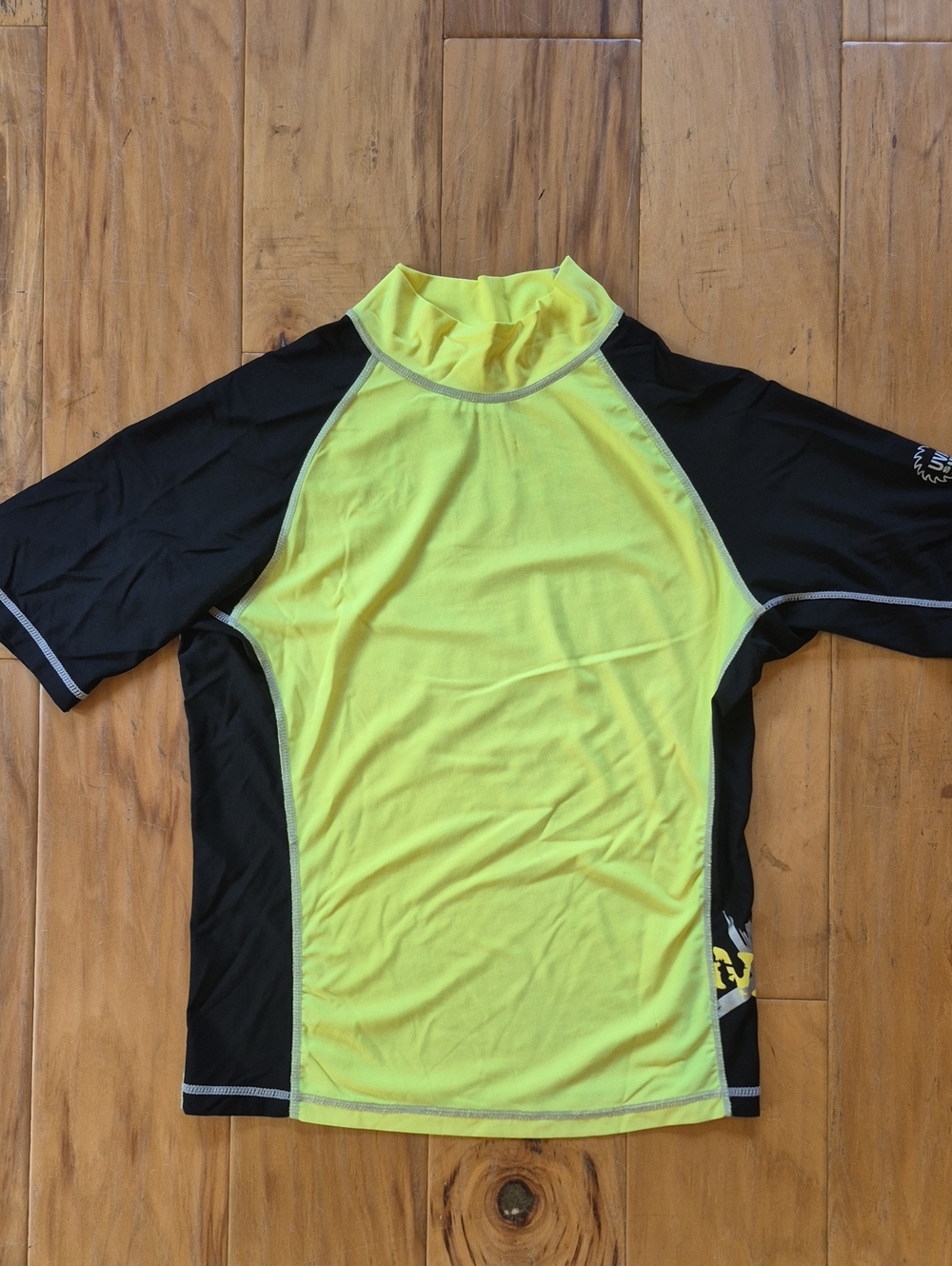 Price Drop!!!💥Body Glove Neon Yellow Rash Guard